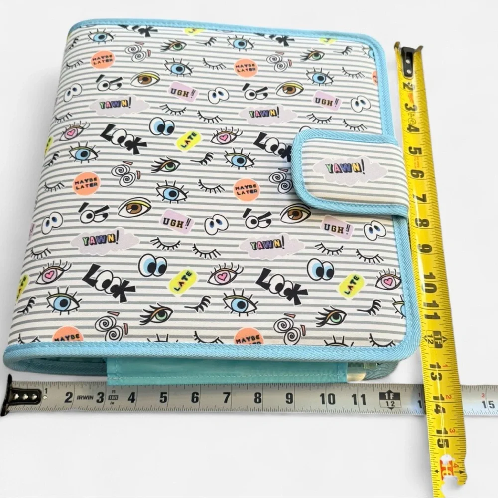 Staples 2” Binder W/ expandable file and zip mesh pocket for organization.